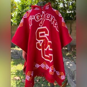 Trojans Alpaca Wool Blend poncho, Unisex one size. Made in Ecuador